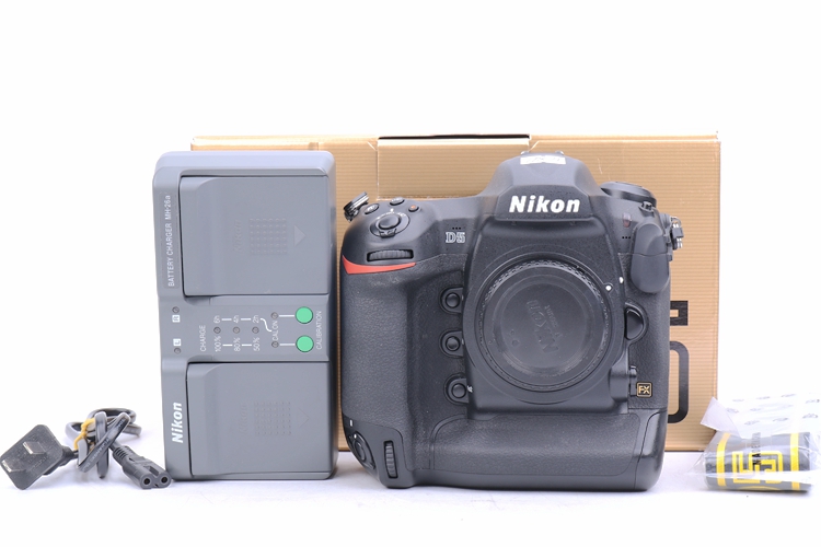 95新二手Nikon尼康 D5 单机身 快门19871次 XQD版本回收 005185