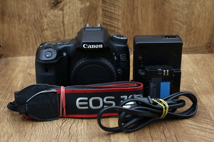 95新二手 Canon佳能 70D 单机 中端单反相机回收 008998