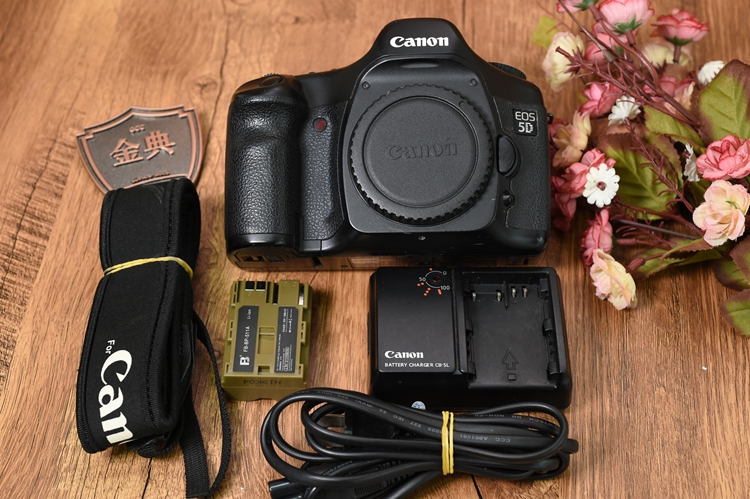90新二手Canon佳能 5D 单机 全画幅单反相机回收 00362