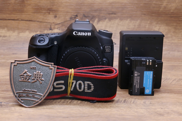 95新二手 Canon佳能 70D 单机 中端单反相机 回收005544