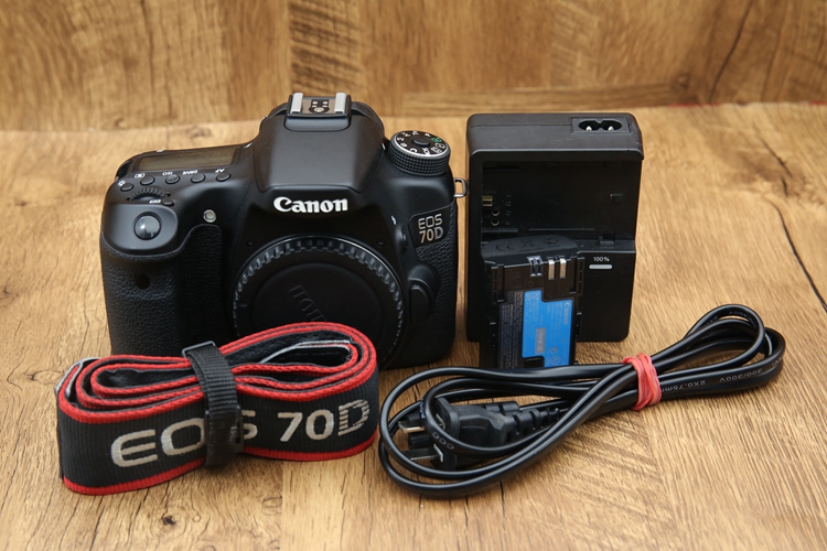 96新二手 Canon佳能 70D 单机 中端单反相机回收026527