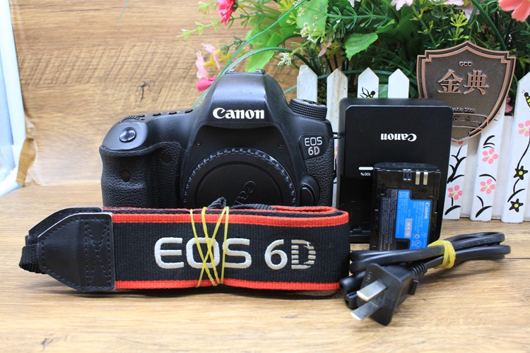 93新二手Canon佳能 6D 单机 高端单反相机 20003570