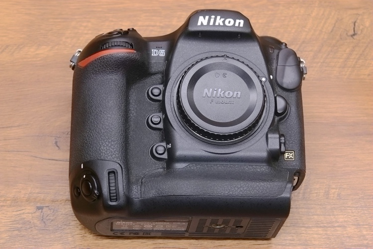 【95新二手nikon尼康 d5 单机身 快门24000次 xqd版 8001849】- 蜂鸟