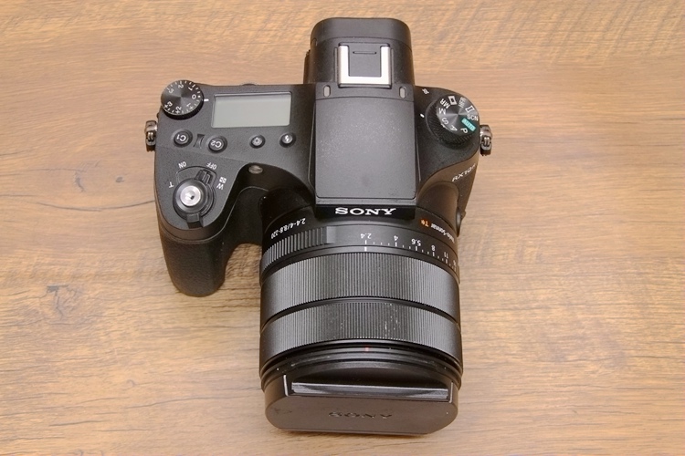 索尼黑卡rx10m4参数图片