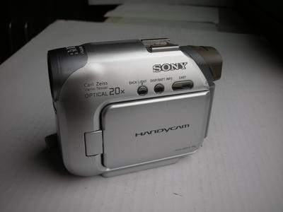 很新索尼 HC21E数码摄像机，收藏使用