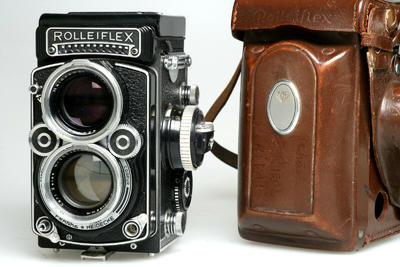 禄莱 Rolleiflex 2.8F 蔡司镜头 带皮套
