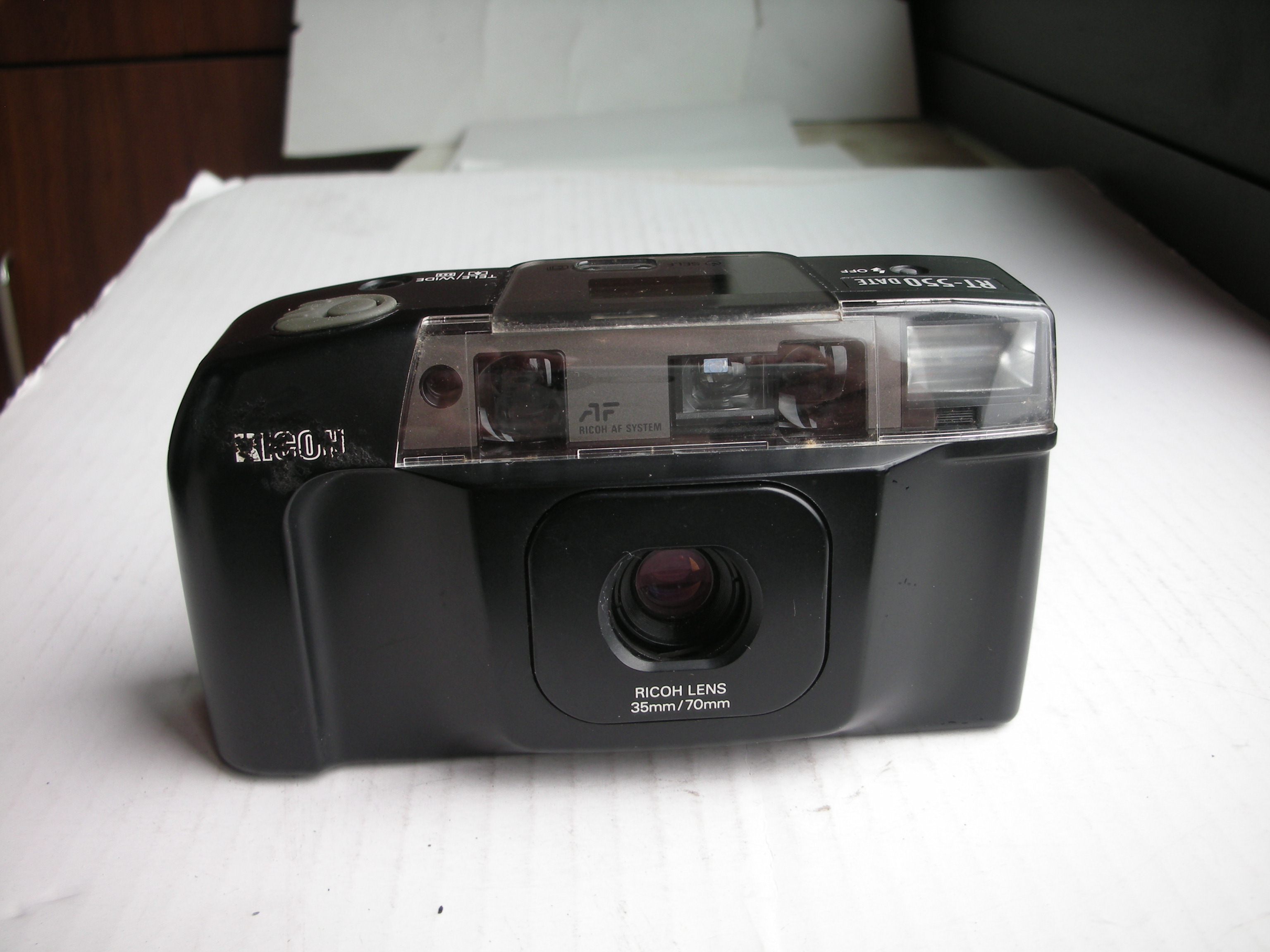 很新理光550D双焦镜头（35和55mm）经典相机，收藏使用均可