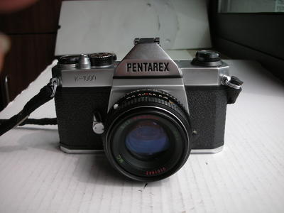 极新未用珠江宾得K1000经典相机带50mmf1.7MC镜头，收藏使用上品