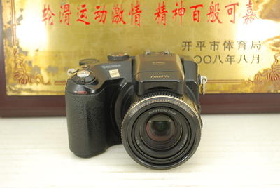 Fujifilm/富士 FinePix S7000 数码长焦相机 CCD传感器 家用便携
