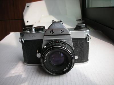 很新珠江S207金属制造经典相机带50mmf2镜头，收藏使用均可