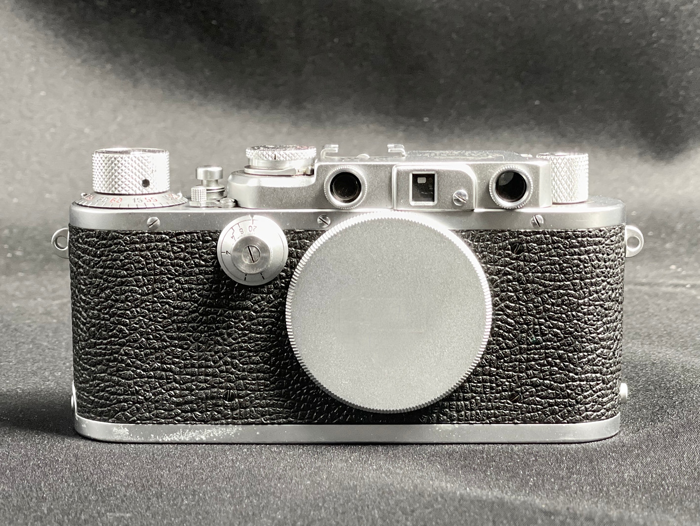 Leica徕卡72 18x24mm半格L39螺口机身HK9384
