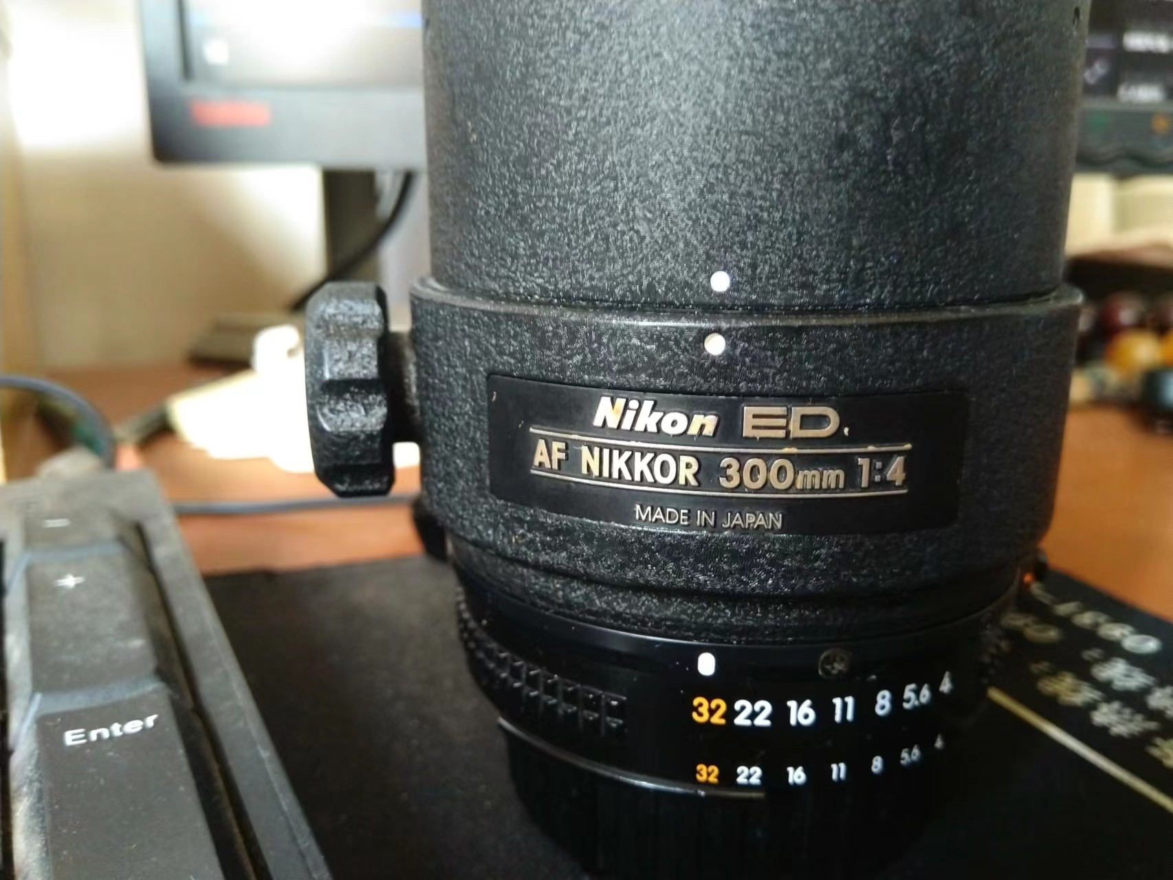 尼康 AF 300mm f/4  IF-ED