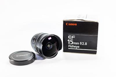 佳能 EF 15mm f/2.8 鱼眼