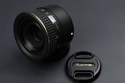 图丽 AF 35mm f/2.8 微距镜头
