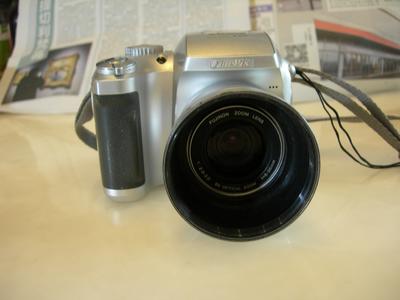 较新富士 S304长变焦数码相机