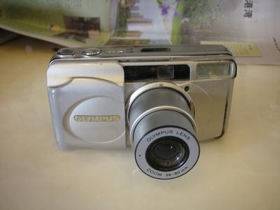 奥林巴斯80S胶片自动对焦相机
