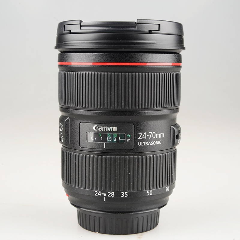 佳能 EF 24-70mm f/2.8L II USM单反镜头 标准变焦镜头 99新