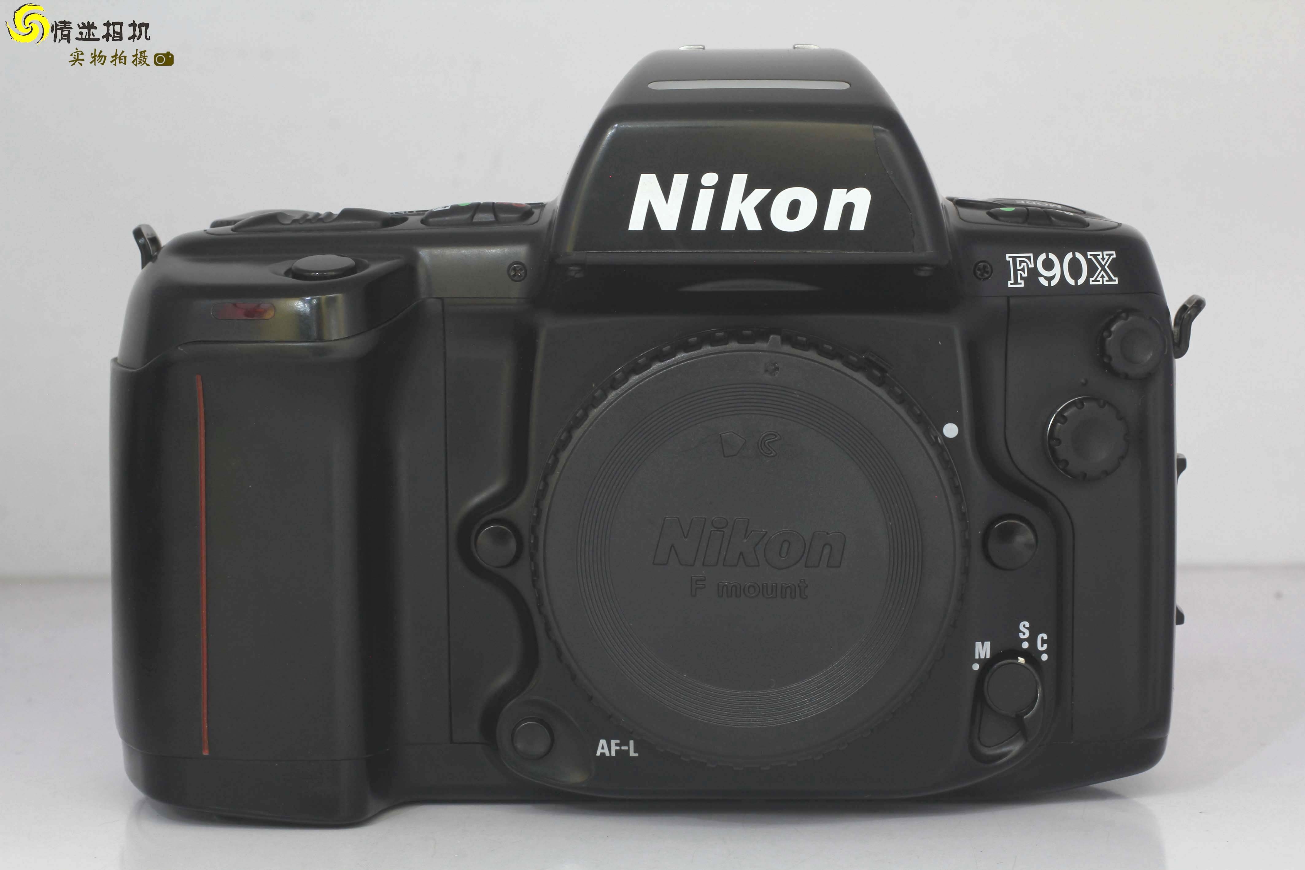 尼康F90X  胶片相机 单机（NO：5434）