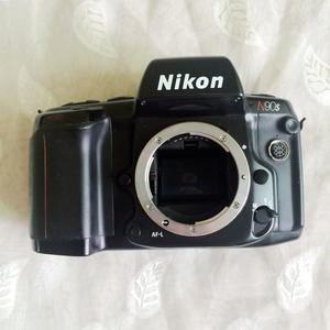 Nikon F90X (N90S) Nikon/尼康N90S美版F90X胶片单反相机
