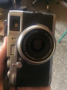 富士X100复古微单 旅游相机 出售