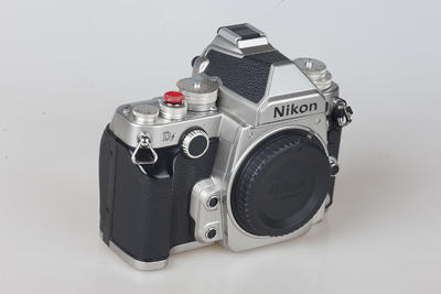 尼康 Df全画幅复古单反数码相机