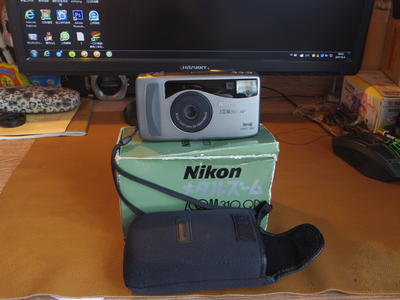 Nikon Zoom 310/310 QD (Lite-Touch Zoom 70)