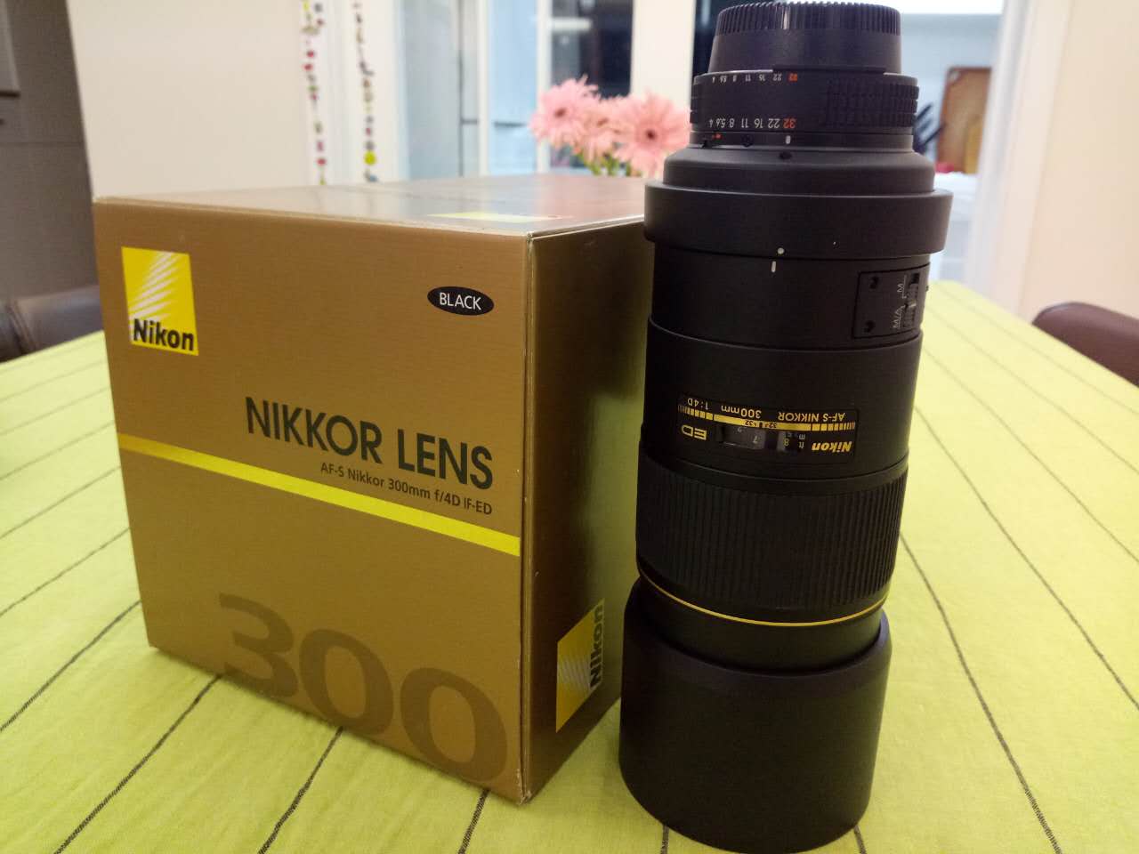 尼康 AF-S 300mm f/4D