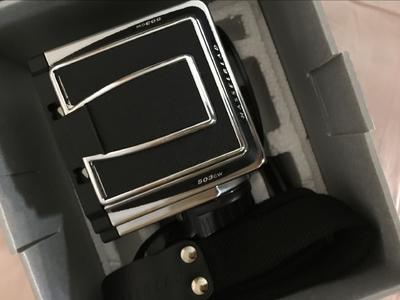 Hasselblad 哈苏503CW机身+A12+150CFI镜头 带盒98成新