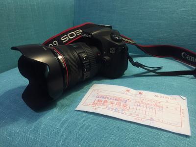 个人闲置佳能 60D，EF24-105 F4.0镜头。