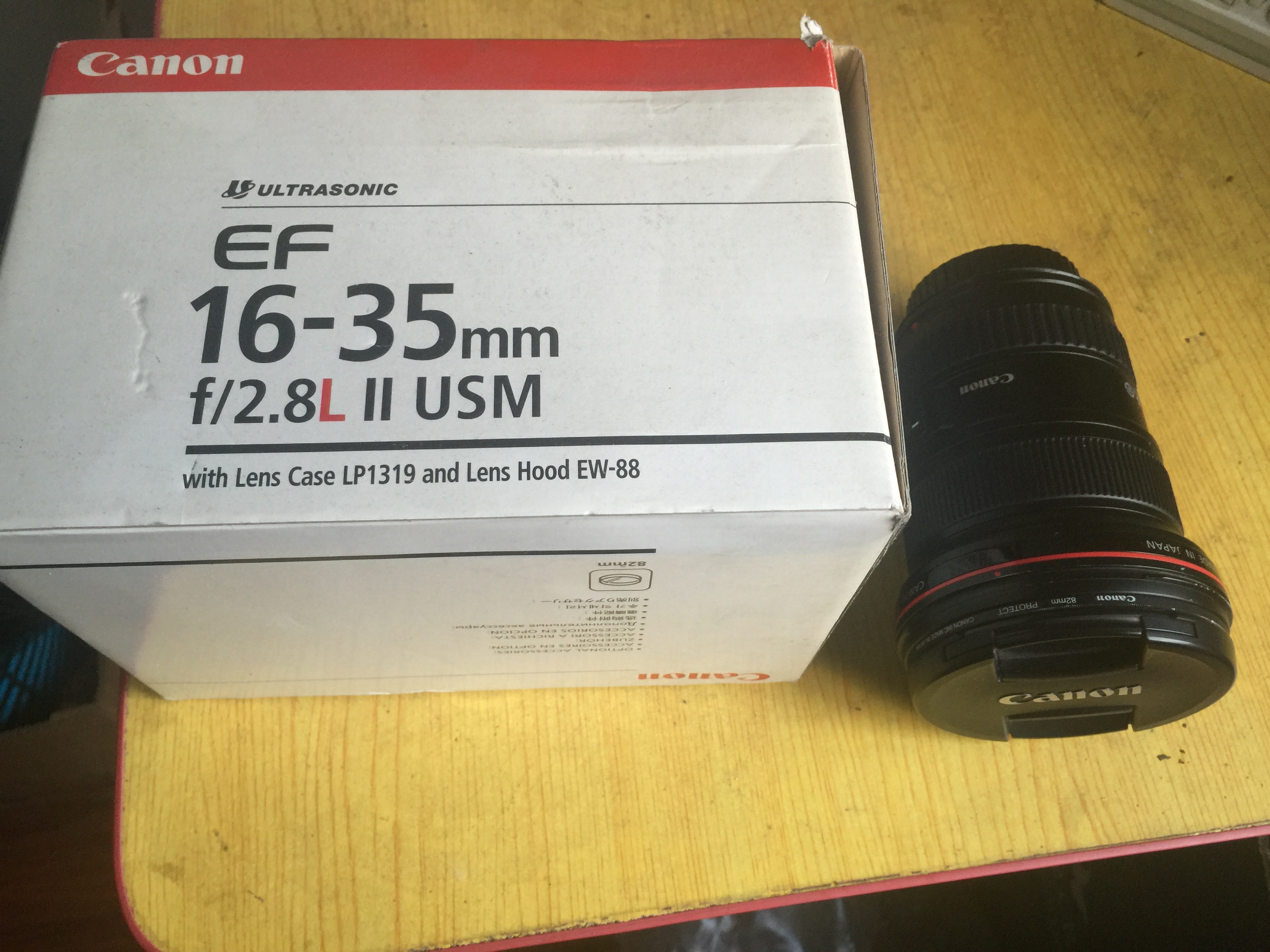 佳能 EF 16-35mm f/2.8