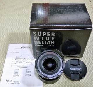福伦达 15mm f/4.5 Super Wide Heliar
