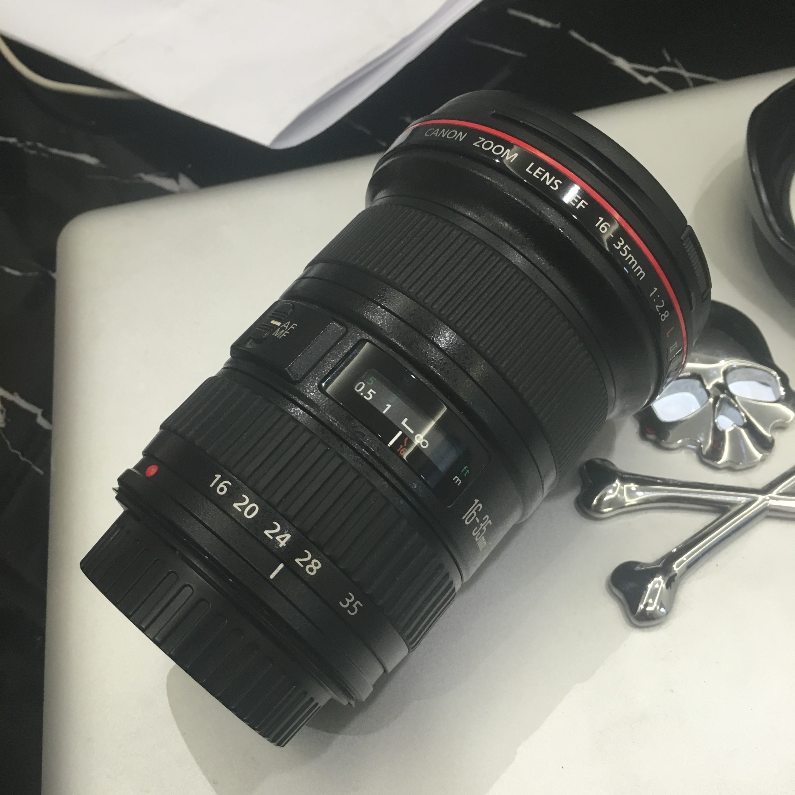 出售 佳能 EF 16-35mm f/2.8L USM 二代  超广角镜头大三元