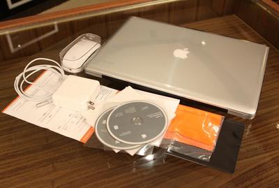 全新闲置 低价转 苹果 Macbook Pro 17寸 笔记