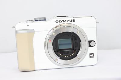 奥林巴斯EPL1套机(配14-42镜头,包装配件齐全)奶白色