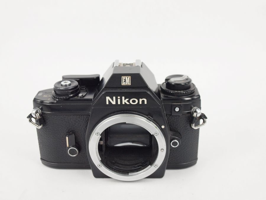 Nikon EM 135 film body The most beautiful and small body