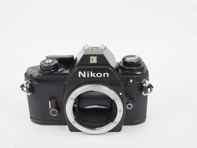 尼康 Nikon EM 135胶片机身 最秀小的机身