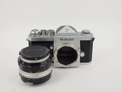 尼康 Nikon 尖顶F 银色 机身+50mm/1.4 AI 一套