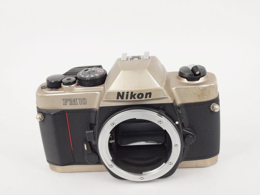  Nikon 135 film body FM10 titanium