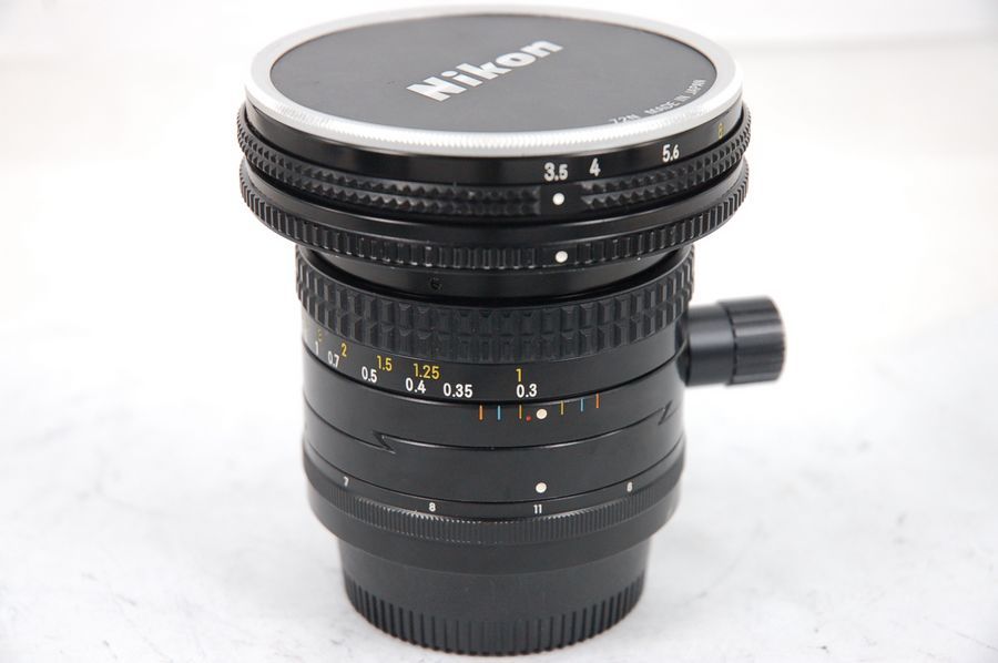 Nikon MF 28/3.5 PC 移轴镜头,手动对焦. 