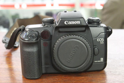 佳能黑色E0S 55胶片机身 胶卷相机