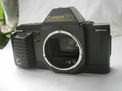 很新佳能T70经典单反相机，收藏佳品