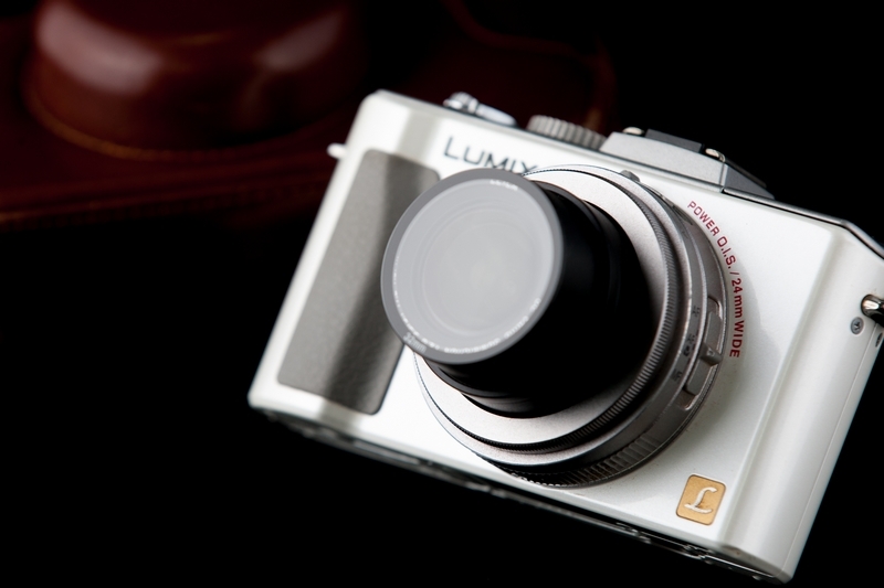 松下LX5 莱卡镜头2.0大光圈！双电池！相机包，GGS贴膜