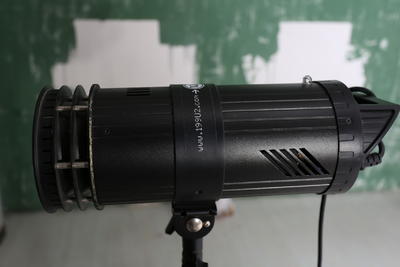 U2-400瓦摄影灯2盏