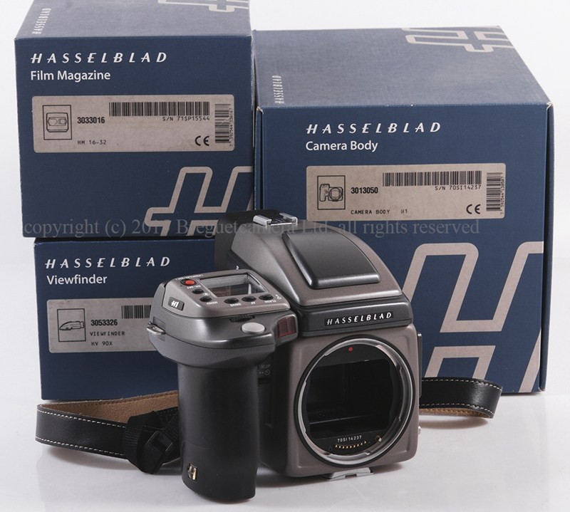 【美品】Hasselblad H1机身+90度取景器+645胶片后背套机 #HK6560 