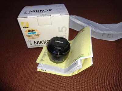 尼康原装微单镜头18.5mm f/1.8