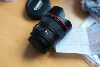 刚买来的，全新的镜头  佳能 Canon/佳能EF 14mm f/2.8L II USM佳能 14/