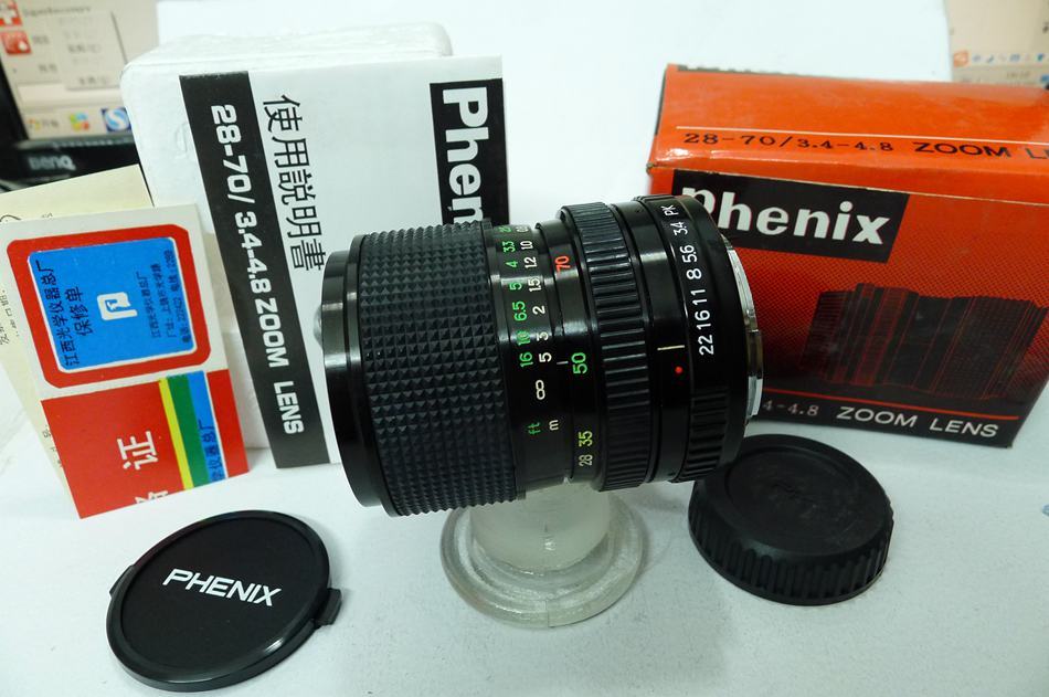  The original packaging is not used in stock -- Phoenix (Ricoh Pentax) PK 28-70 zoom lens