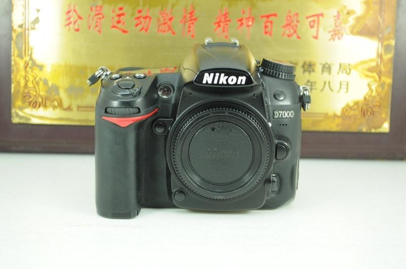 Nikon 尼康 D7000 中端数码 单反相机 可置换 千万像素 