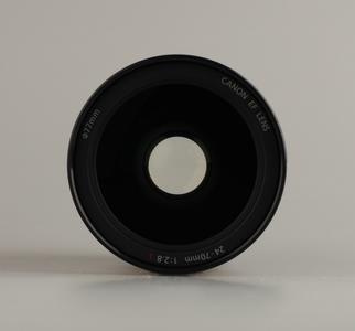  出一台自用 EF 24-70mm f/2.8L USM