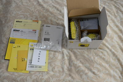 Nikon 1 s2 纪念款式金黄色 配11-27.5镜头 配套纪念金黄皮套 全部全新
